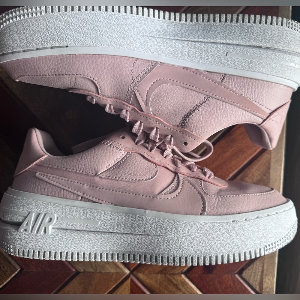 Nike Women's Air Force 1 Platform Baby Pink Shoes
